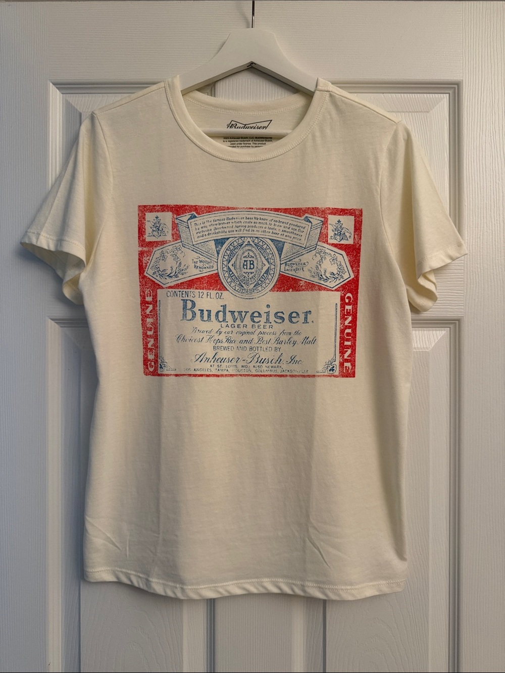 Like New Graphic Budweiser Cream Graphic Tee Size Small
